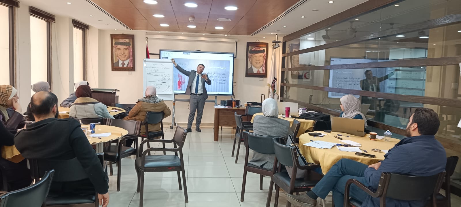 وزارة الاقتصاد الرقمي تعقد ورشة عمل تدريب مدربين لضباط ارتباط الجهات الحكومية حول آليات المشاركة الالكترونية